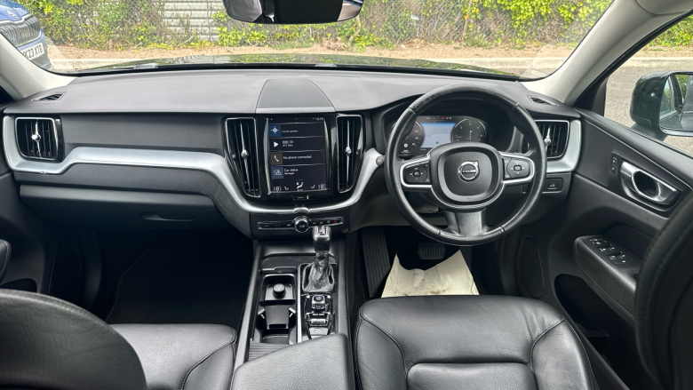 Volvo Xc60 2.0 D4 Momentum 5dr AWD Geartronic Diesel Estate